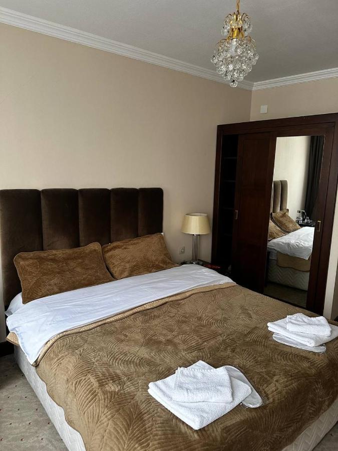 تبليسي Hotel Grandis المظهر الخارجي الصورة